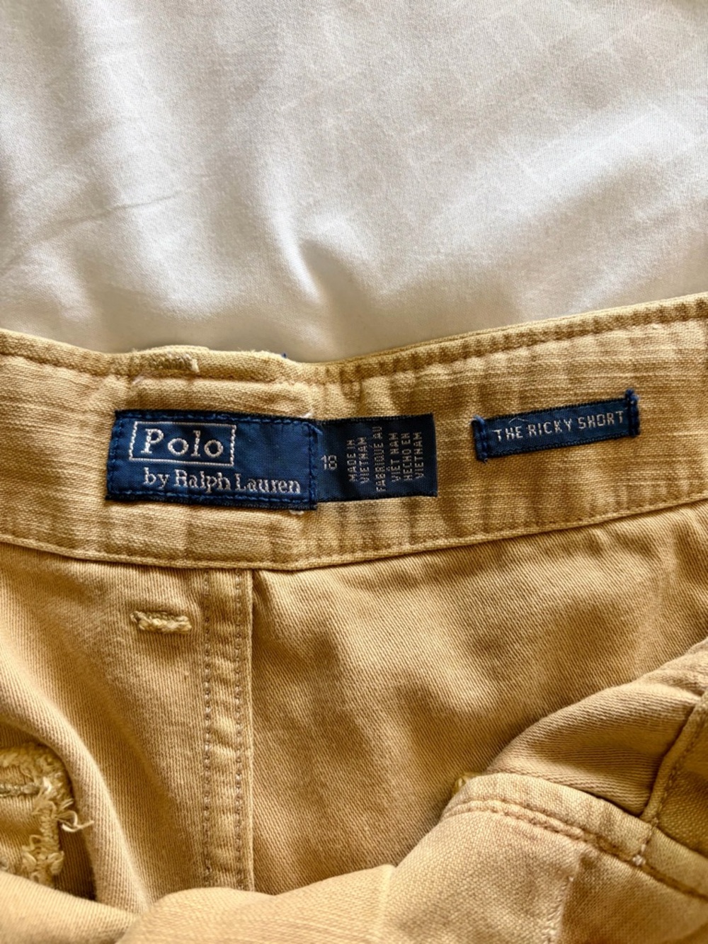 Ralph Lauren “The Ricky Short” - Picture 3 of 3